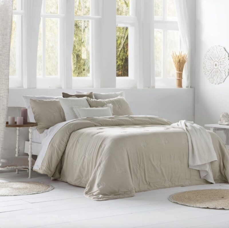 Colcha Bouti Amalia Beige Fundeco